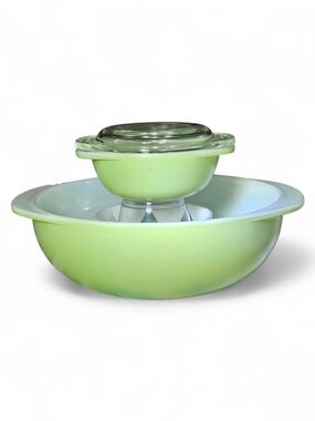 Pyrex Lime Green 024 & 080 -Set Of 2